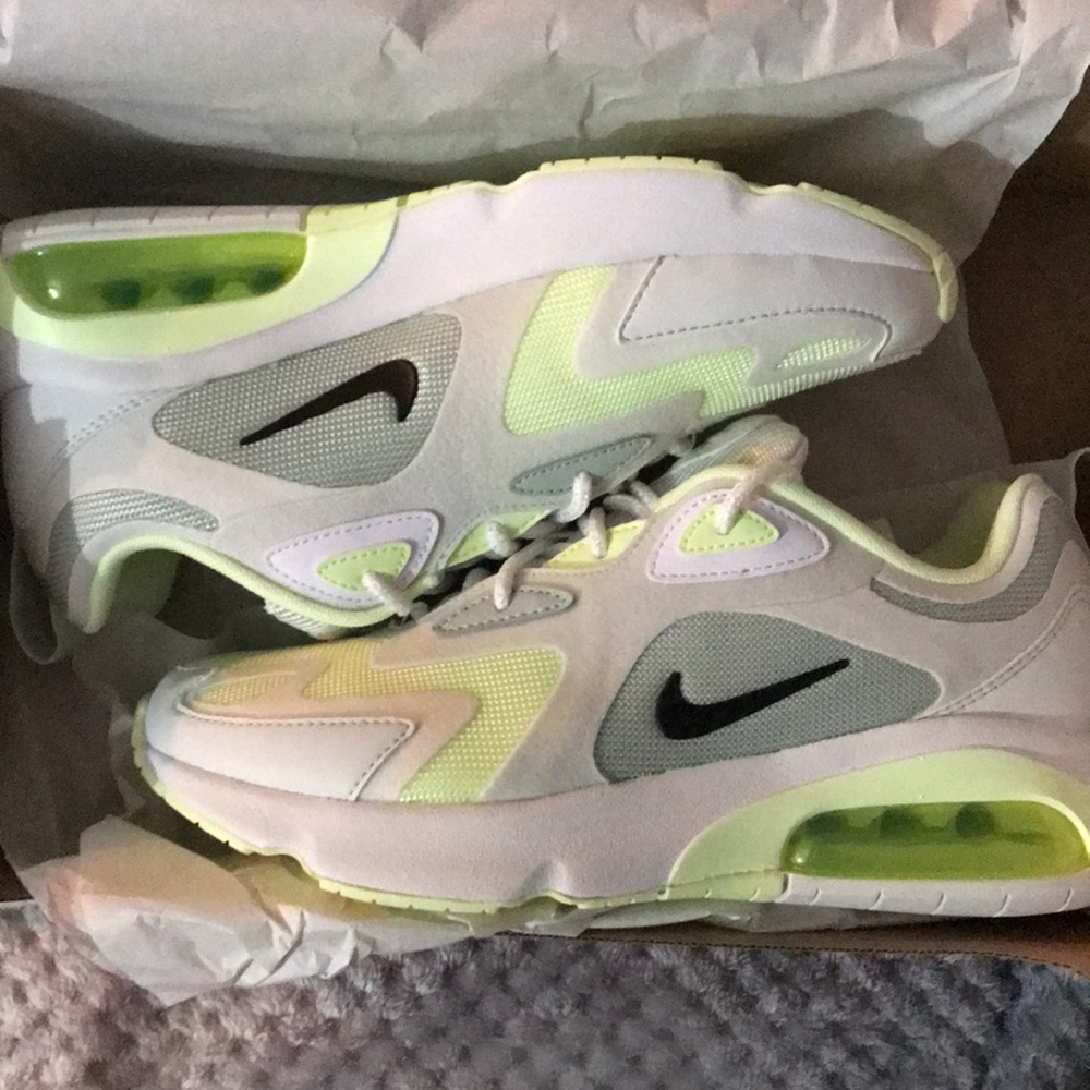 Nike Air Max 200